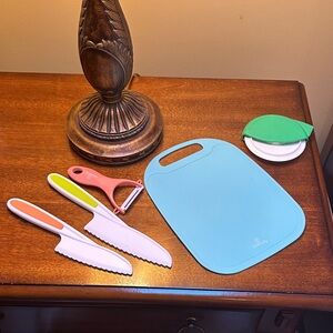 Colorful children’s Kitchen Knife and Cutting Board Set